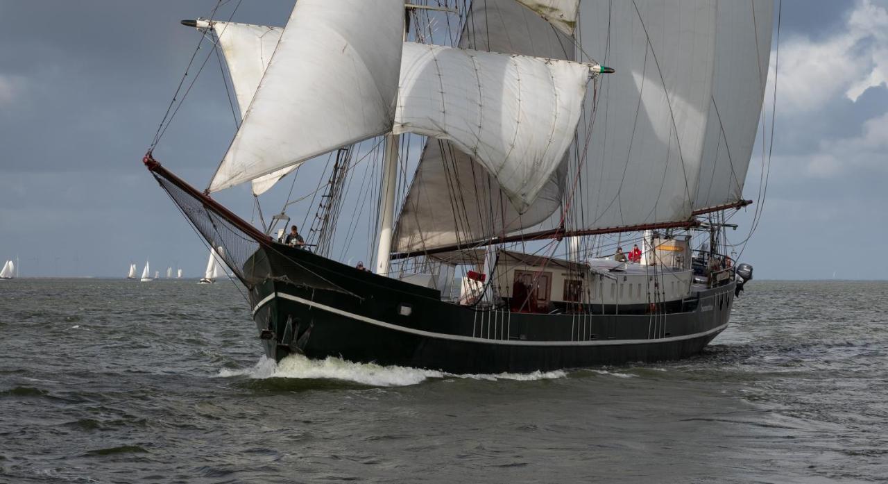 B&B Sailing Ship Summertime Kampen Buitenkant foto