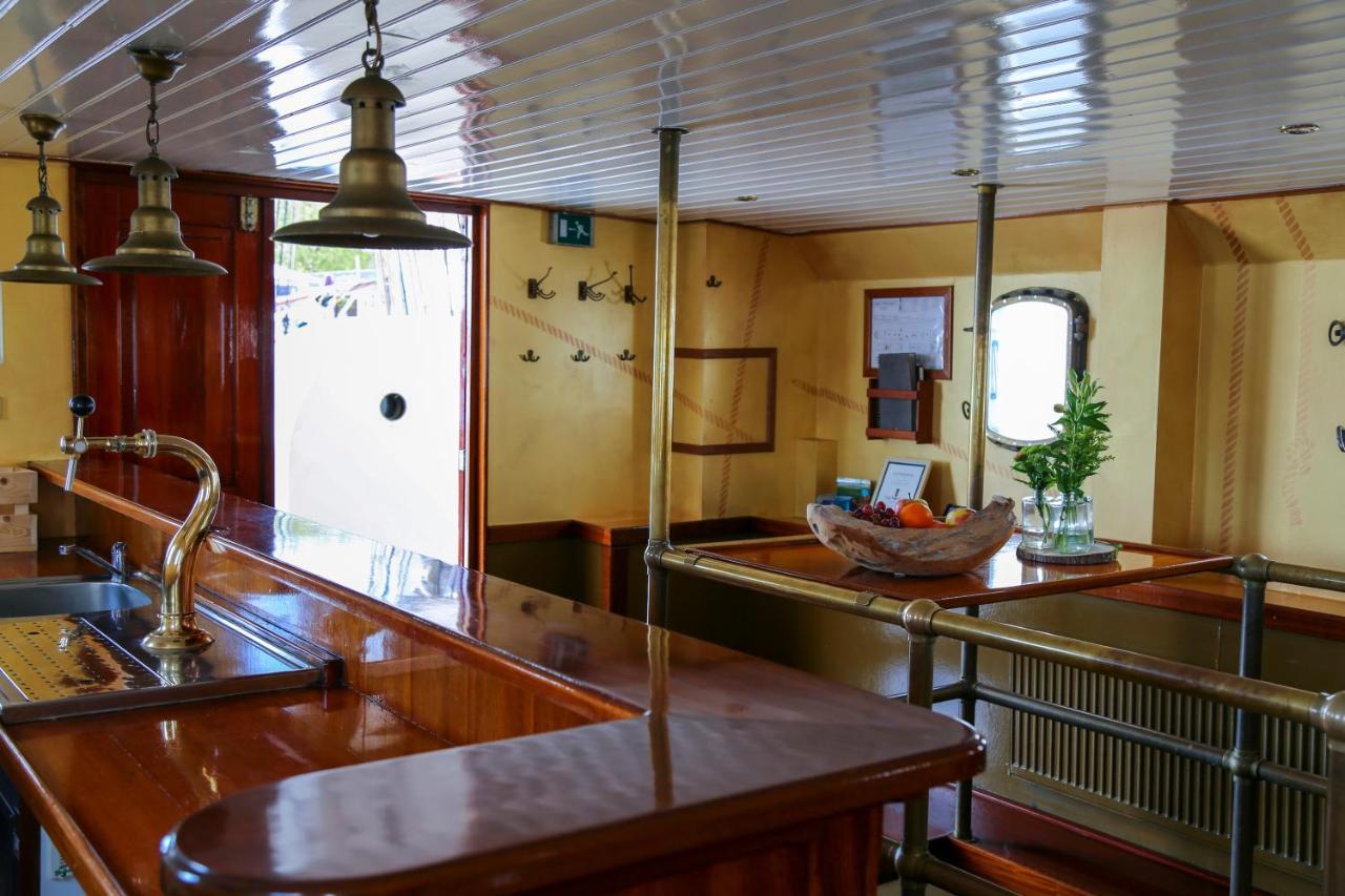 B&B Sailing Ship Summertime Kampen Buitenkant foto